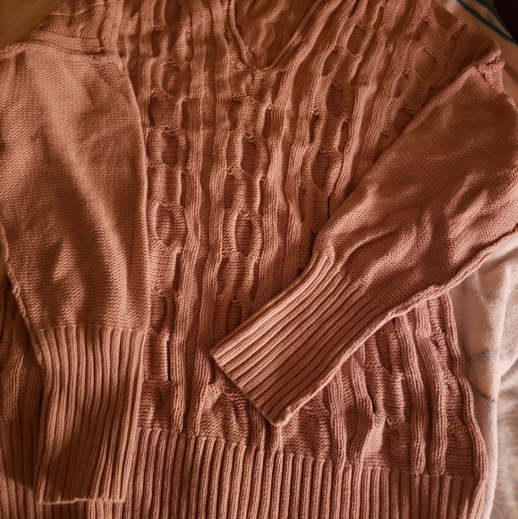 Sweater - Picture 1 of 3